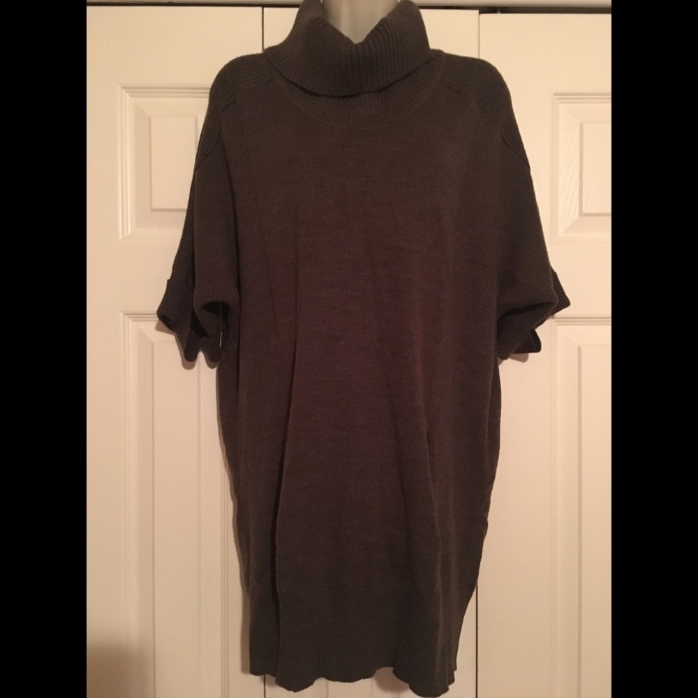 DESIGN History Oversized Dark Brown Sweater S